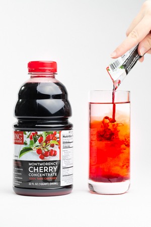 Concentrate being squeezed out of a 1 oz packet